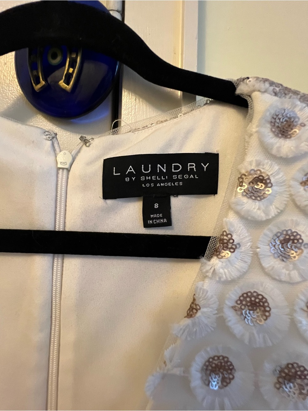 Laundry By Shelli Segal White Embellished Floral Appliqué Dress